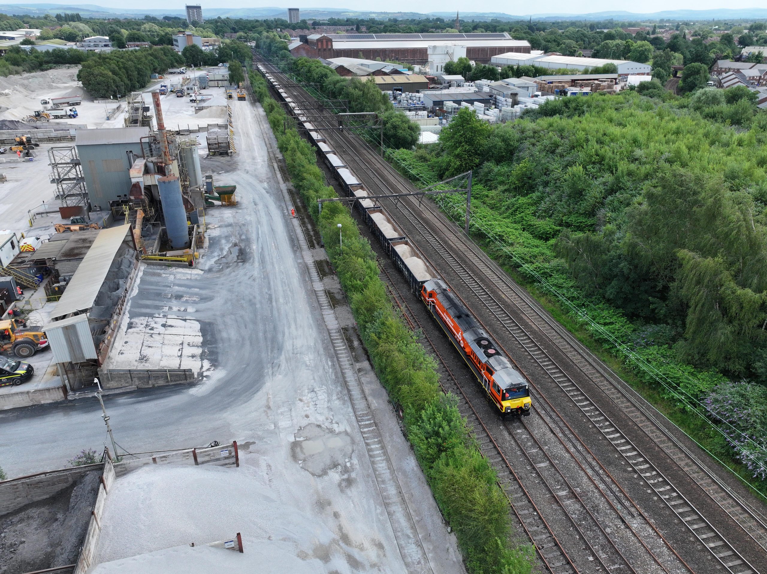 Heavy Haul Rail delivering for Breedon.