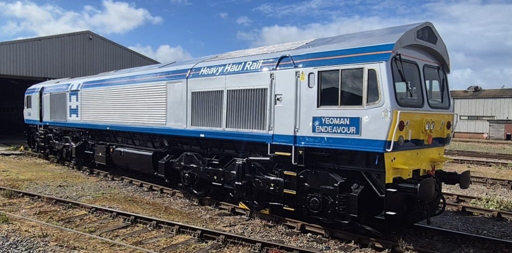 Class 59 locomotive 40th anniversary livery